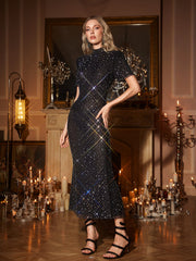 Robe courte à manches courtes en résille diamant 