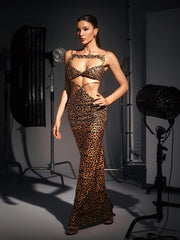 Robe longue léopard ornée de cristaux 