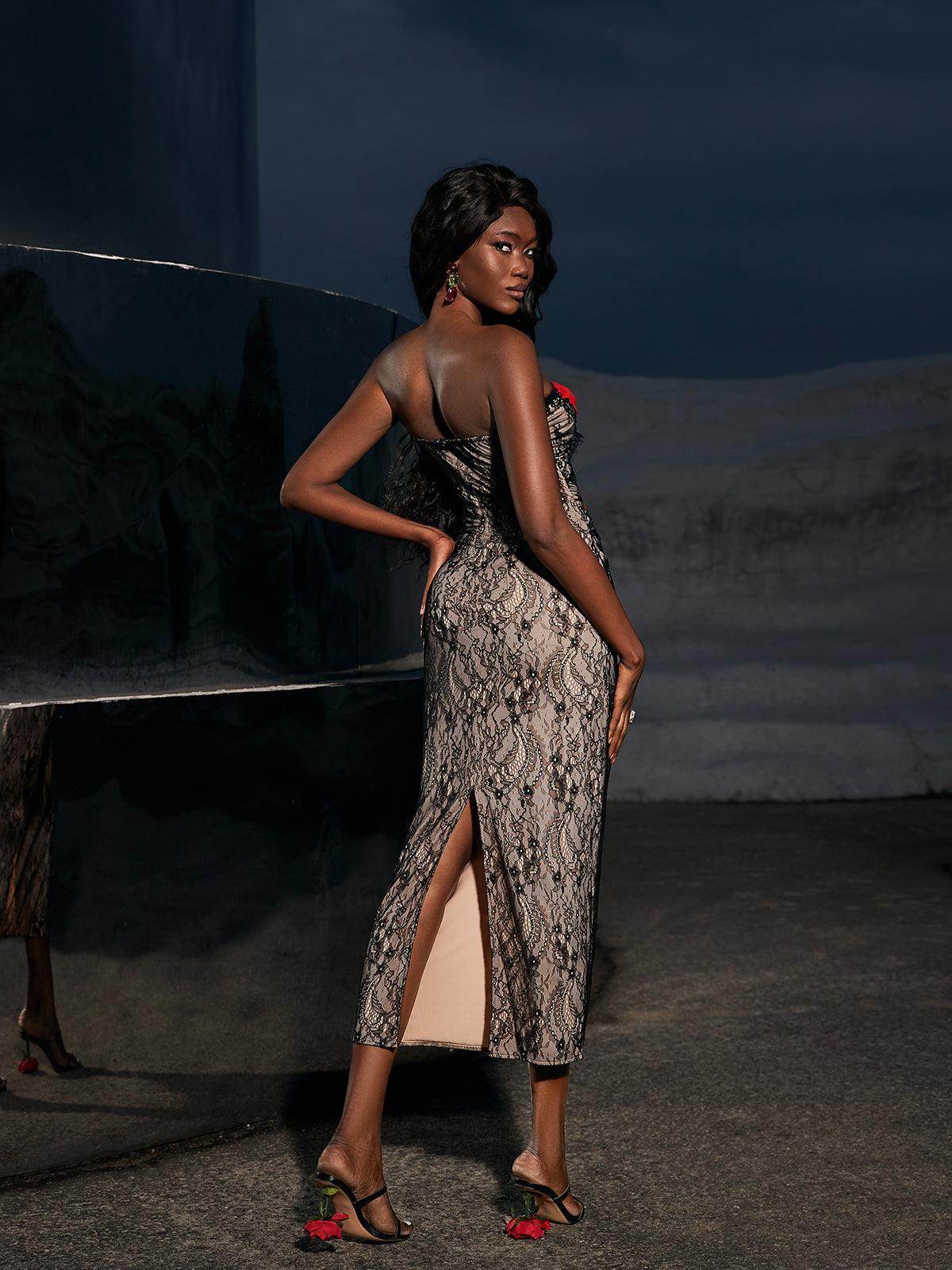 Robe midi en dentelle à fleurs 