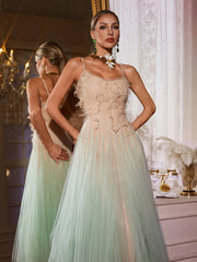 Robe midi en dentelle ombrée à fines bretelles 
