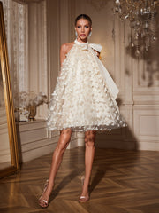 Robe courte papillon en résille 