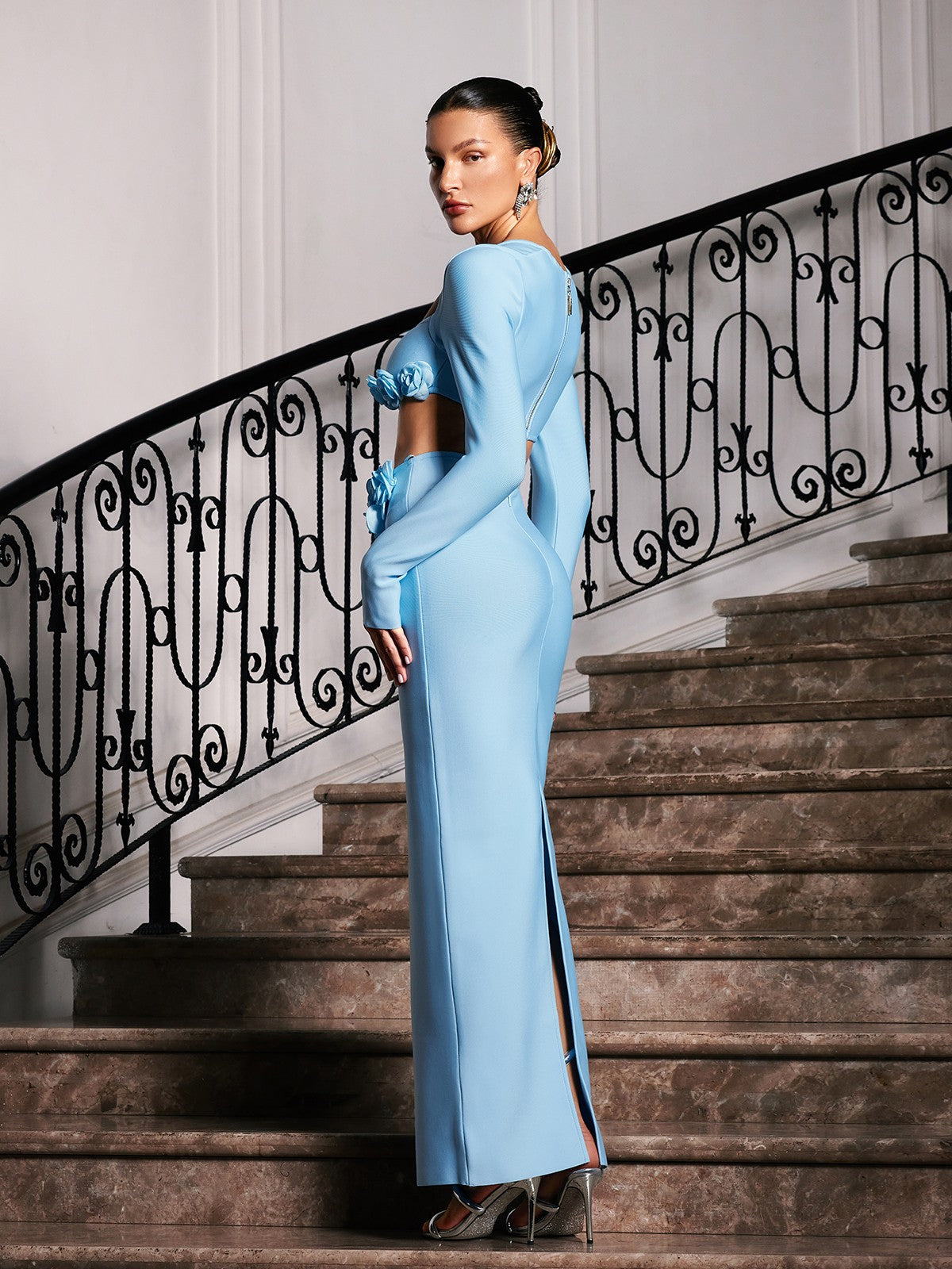 Ensemble jupe bandage à fleurs bleues