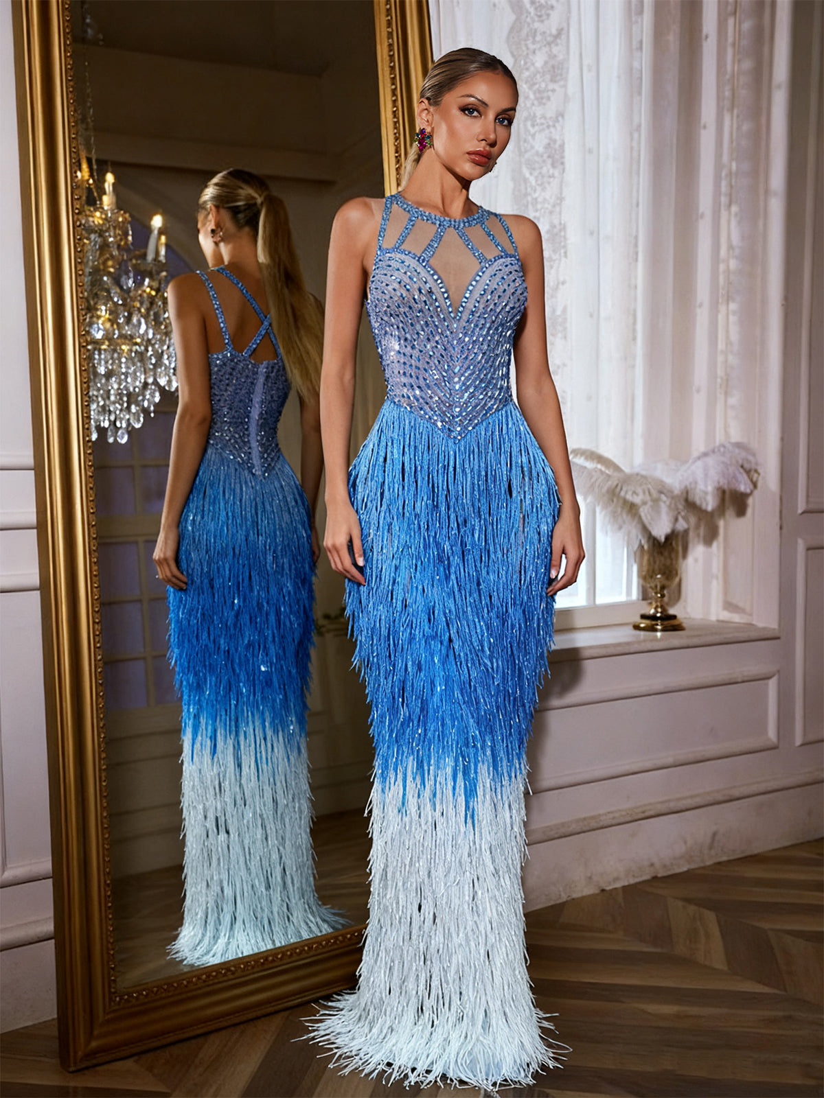 Robe longue bleue à franges et strass 
