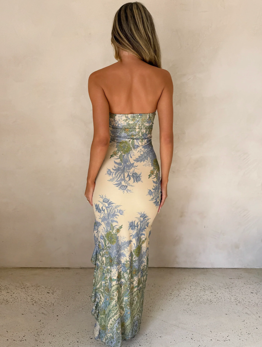 Robe tube à imprimé floral frais