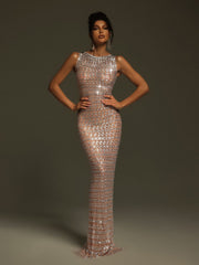Robe longue à col rond ornée de strass 