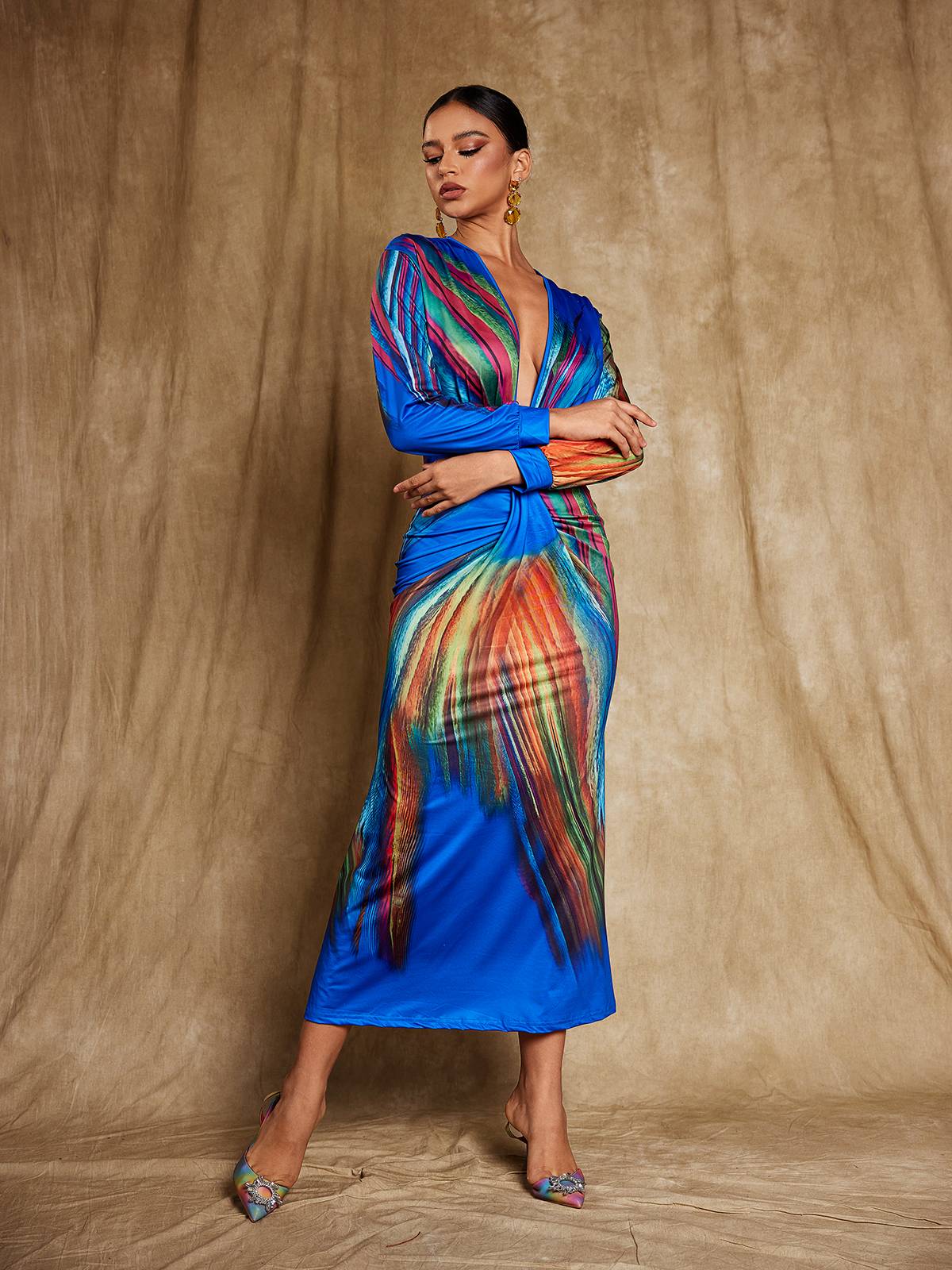 Robe midi en satin imprimé à col V 