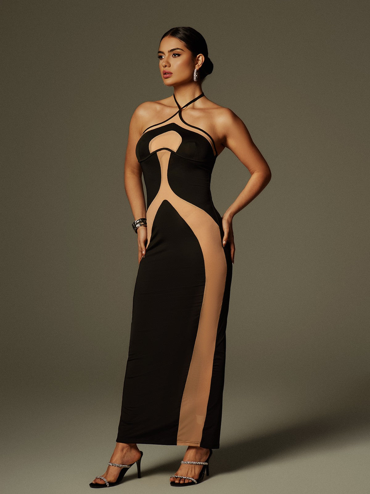Robe longue dos nu 