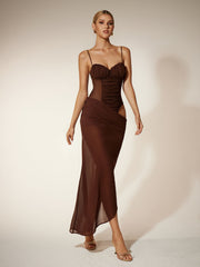 Robe longue en résille spaghetti 