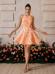 Robe mini-robe à fleurs dos nu 