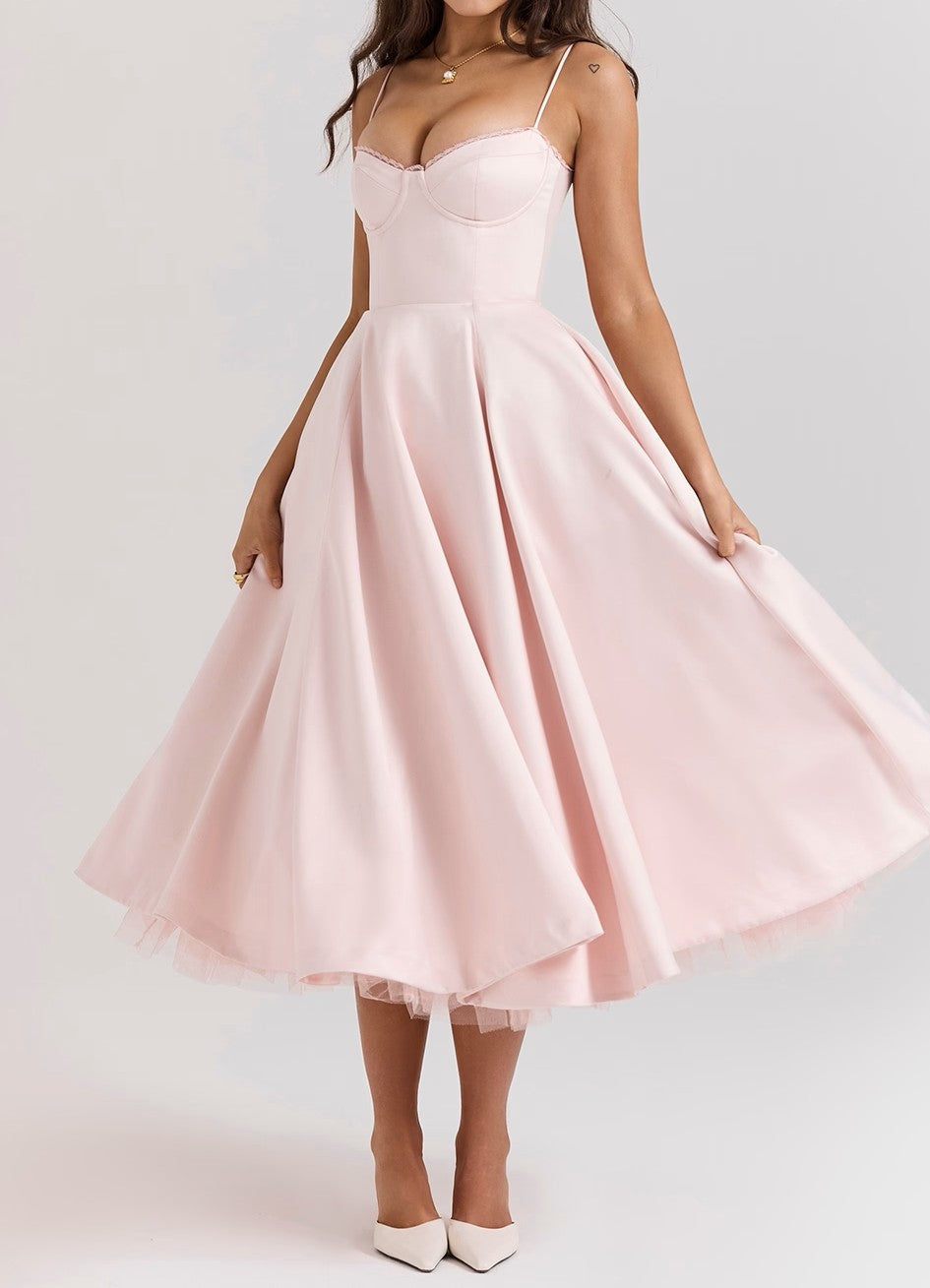 Robe midi en tulle satiné