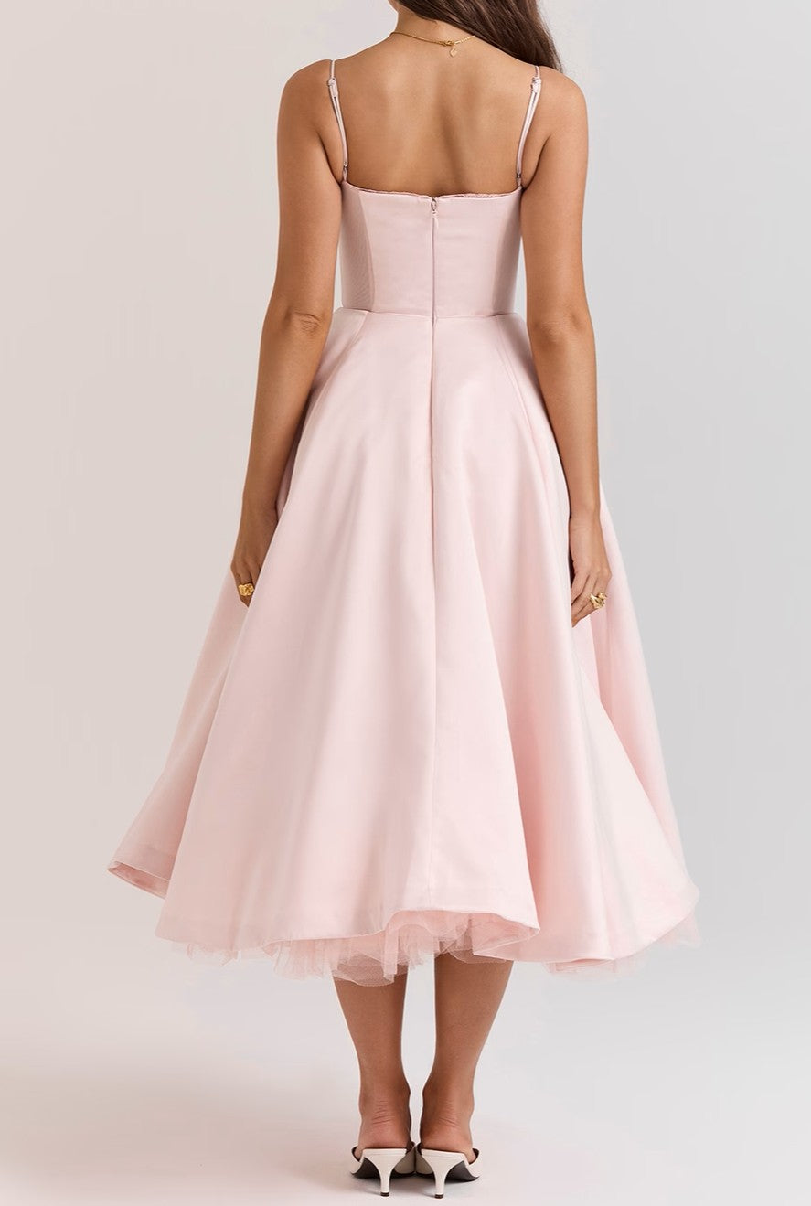 Robe midi en tulle satiné
